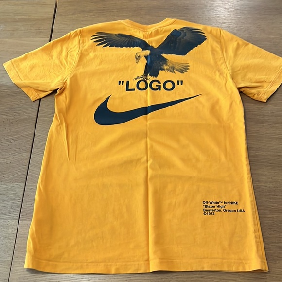 Off-White - Picture 2 of 3